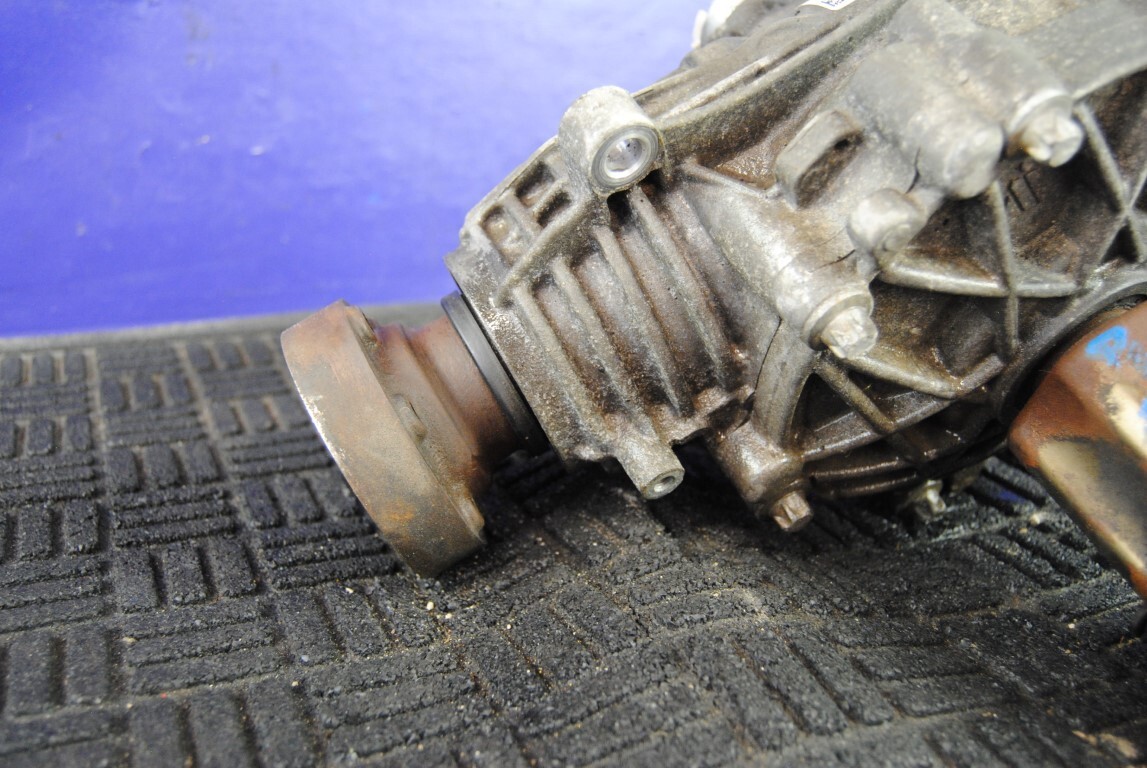 14-19 Maserati Quattroporte S AWD 3.0L Front Differential 06700077220 OEM