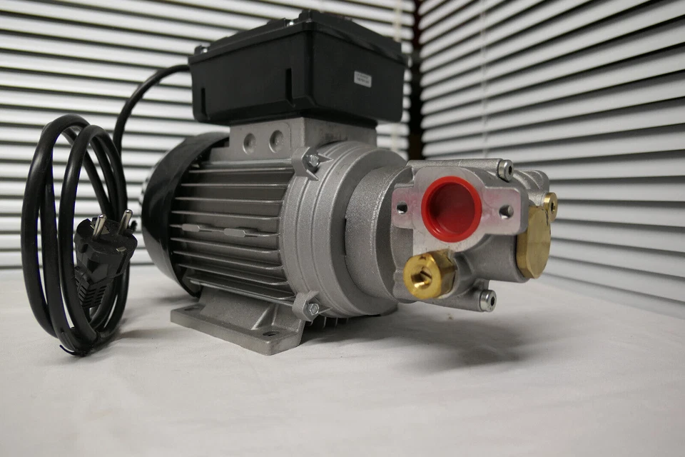 Pompe huile piusi viscomat gear 230/3 230v - Photo 3/4