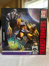 Transformers Platinum Edition Unicron w/Mini-...