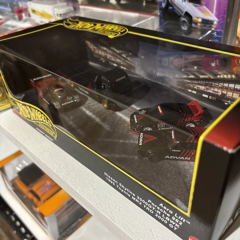 Hot Wheels Premium ADVAN Aero Lift, Porsche 962 (ERROR), Skyline LBWK, MR2 TRD - Image 4 of 4