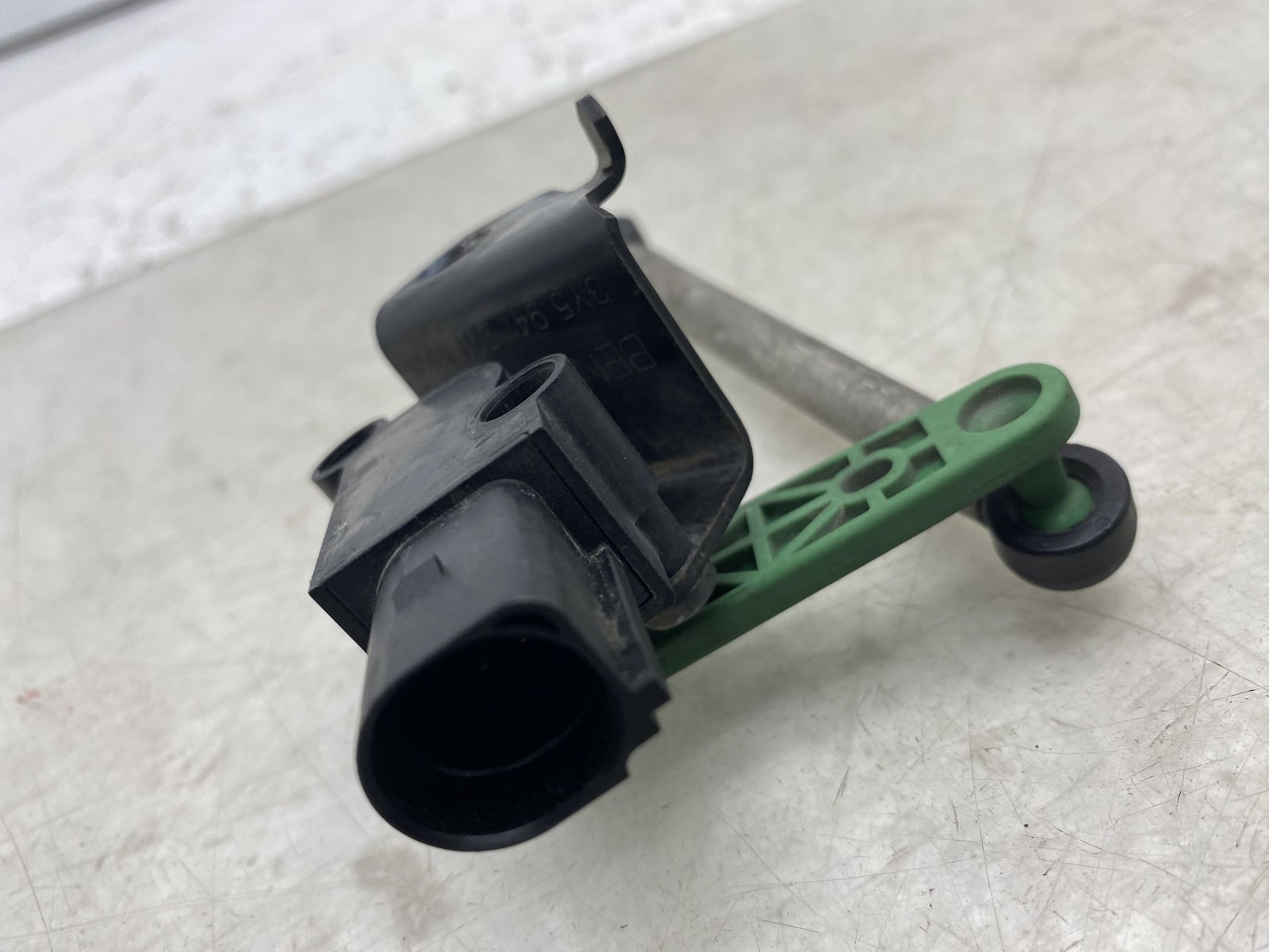 2010-2020 BENTLEY MULSANNE OEM REAR LEFT SUSPENSION HEIGHT LEVEL SENSOR UNIT