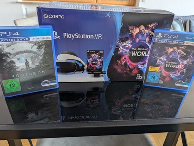 PS4 VR With camera + 2 Games