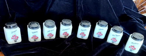 McKee Tipp City Milk Glass Spice Jar Shakers Set Of 8 Black & Red Basket Flowers