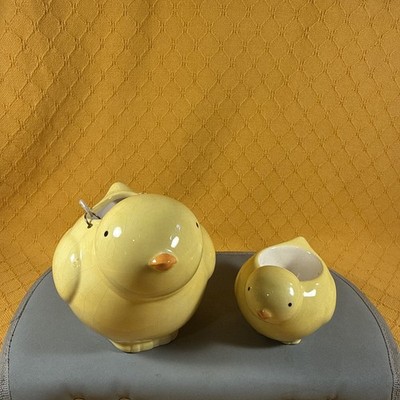   Easter HALLMARK Chick Set Vintage Spring