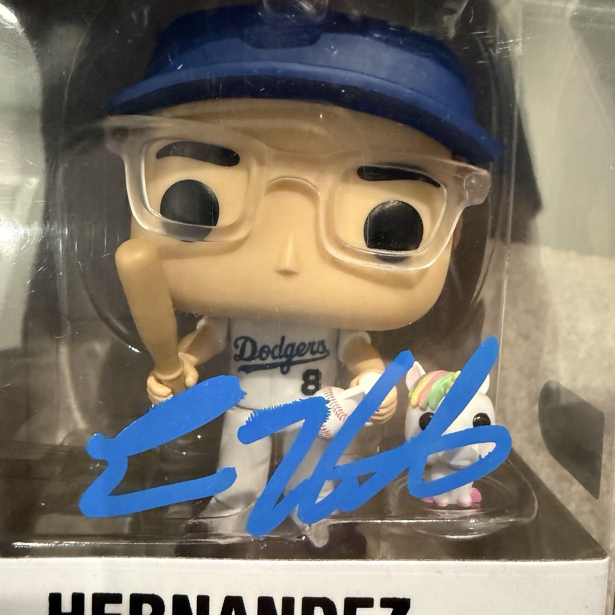 Dodgers Kiké Hernández フィギュア Enrique Kike Hernandez Dodgers Custom Funko Pop autographed and
