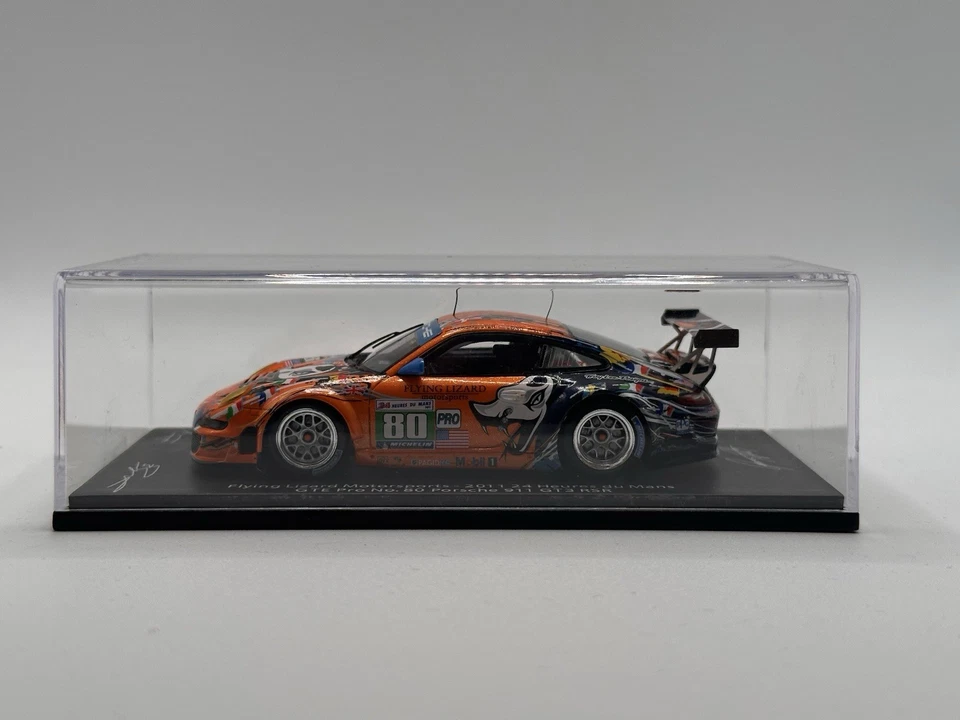 Spark 1/43 Porsche 911 GTE Pro 2011 #80 Flying Lizard S3419S - Immagine 4 di 4