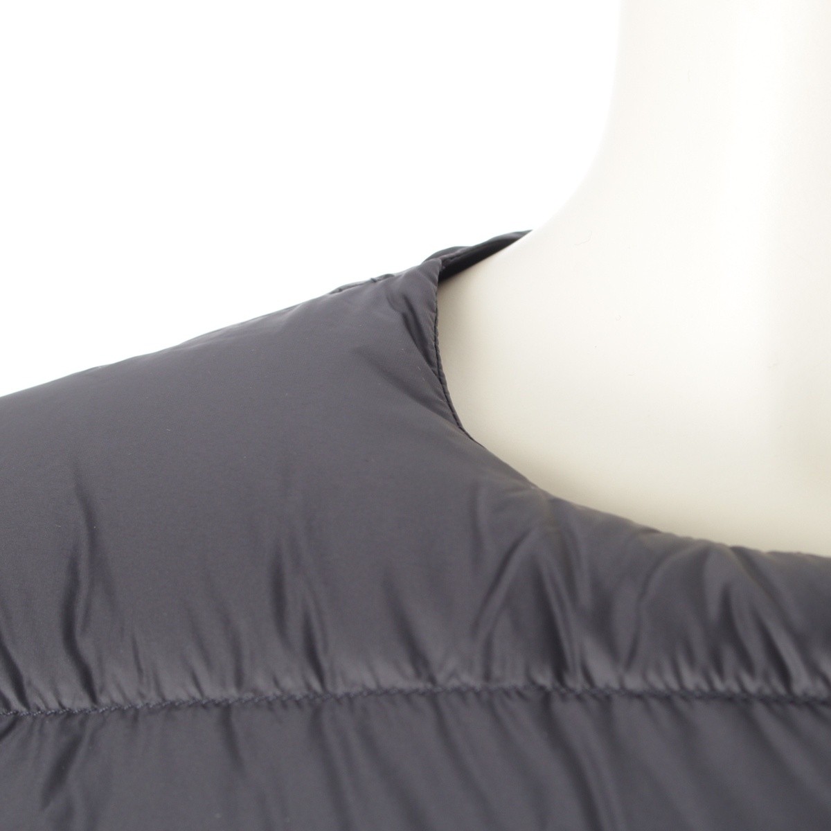 Pyrenex Nylon CANNES Down jacket outer HWQ057 Nav… - image 9