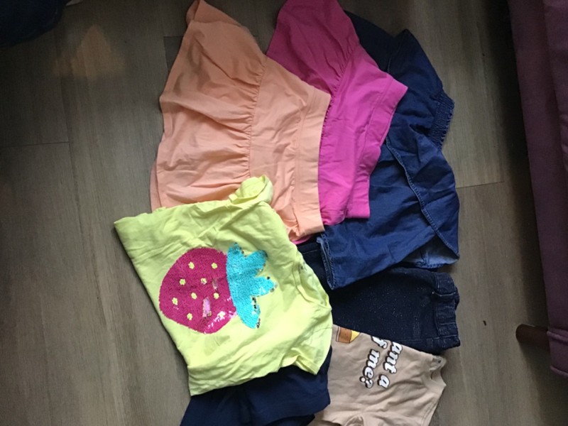 girls clothes lot of  6 items,  2 skorts,  1 jeans with glitter fabric,  2 teesh