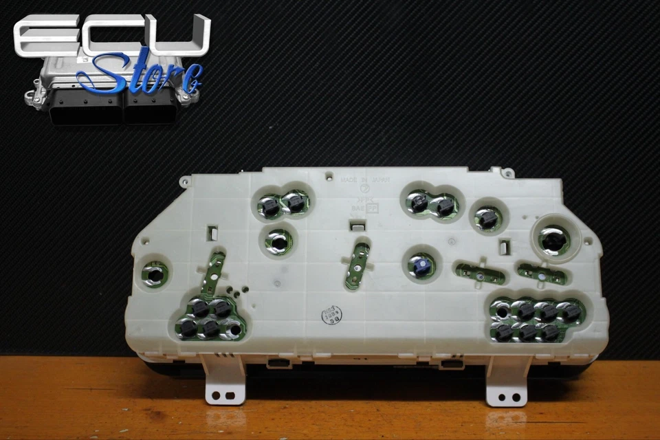 Velocímetro / Cuadro de instrumentos Subaru Impreza I 1999 gasolina - 85014FA471 Foto 2 de 3