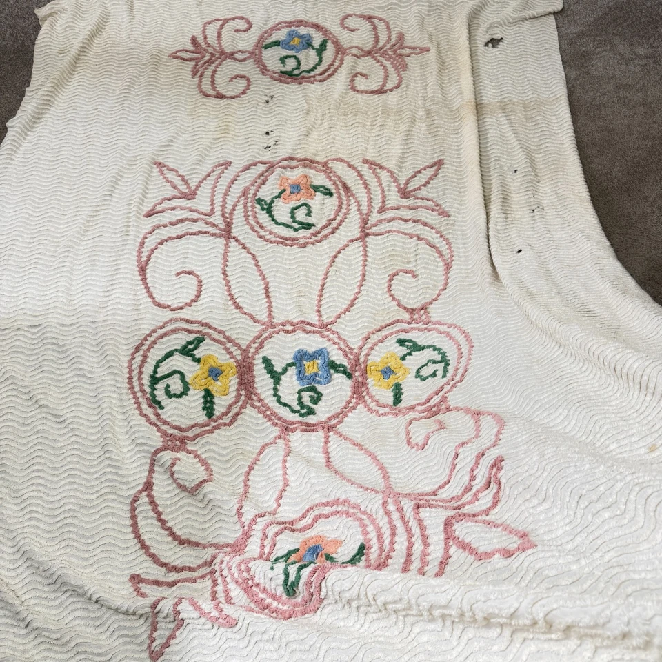 vintage chenille bedspread full floral texture cotton mcm retro 70s - Image 4 of 4