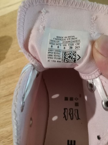 CONVERSE Chuck Taylor’s Velvet - Light Pink 160412F Shoes Women’s Size 8 - Picture 10 of 10