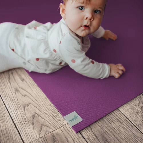 Sanosoft® Krabbelmatte Pflaume – Made in Germany, Öko-Tex & Anti-Rutsch