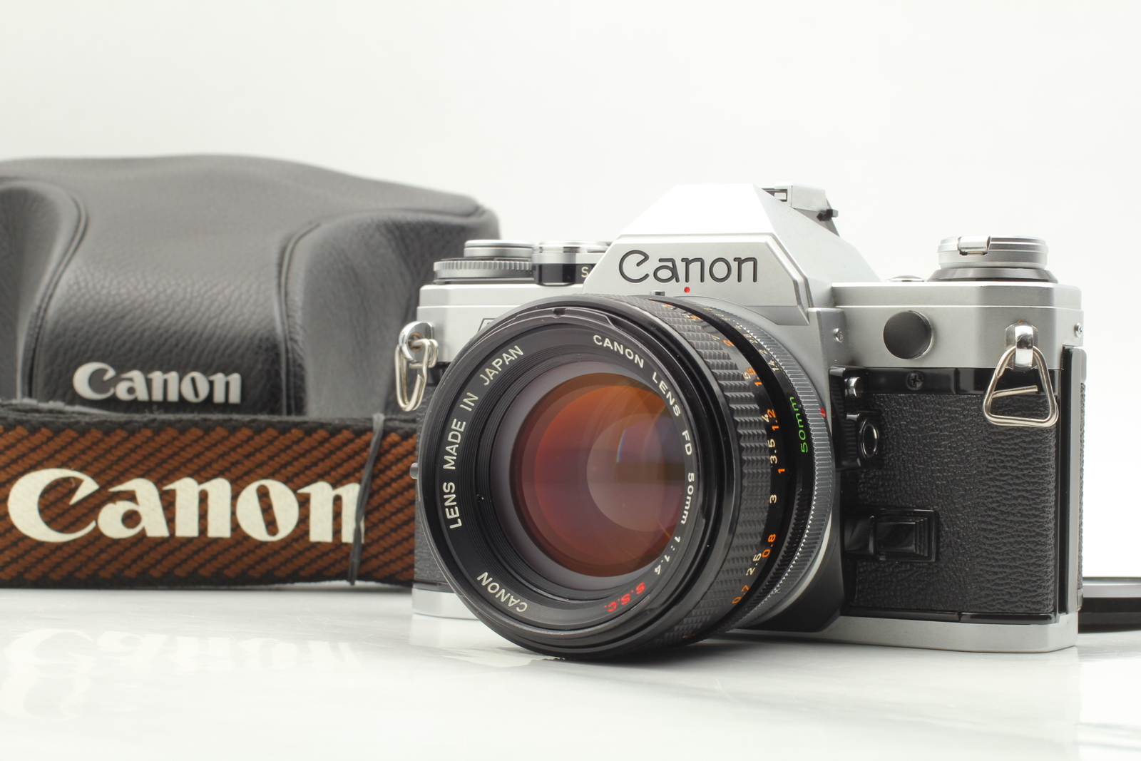 MINT in Case] Canon AE-1 Film Camera FD 50mm f/1.4 S.S.C SSC Lens