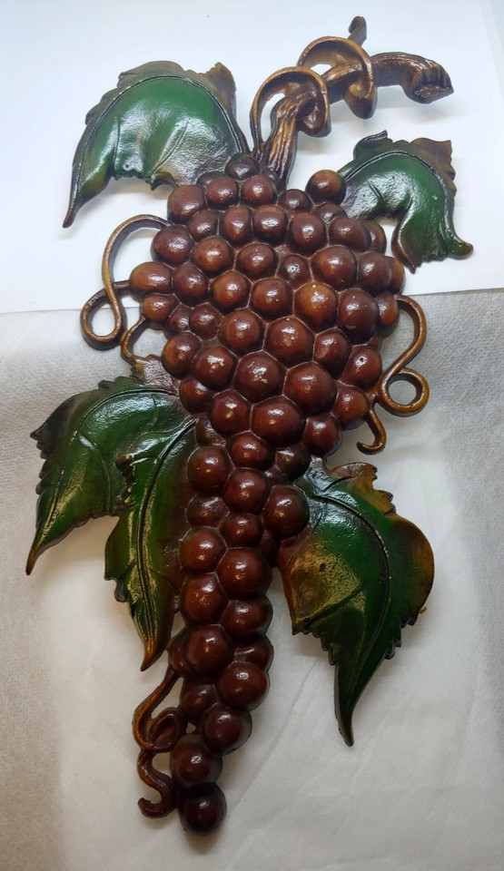 Vintage Sexton Metal Grapes Wall Plaque / Mid Century Wall Art