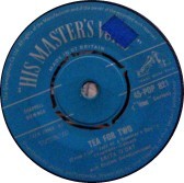 Anita O'Day - Tea For Two / Sweet Georgia Brown (7'', Single)