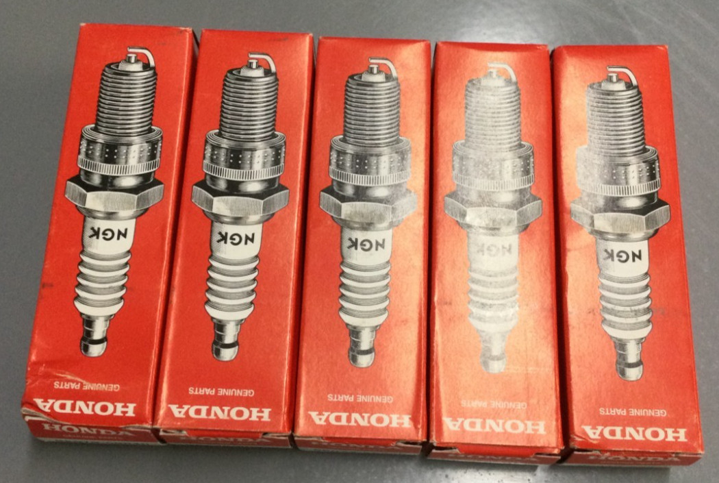 Genuine Honda NGK B9ES Spark Plugs 5pk