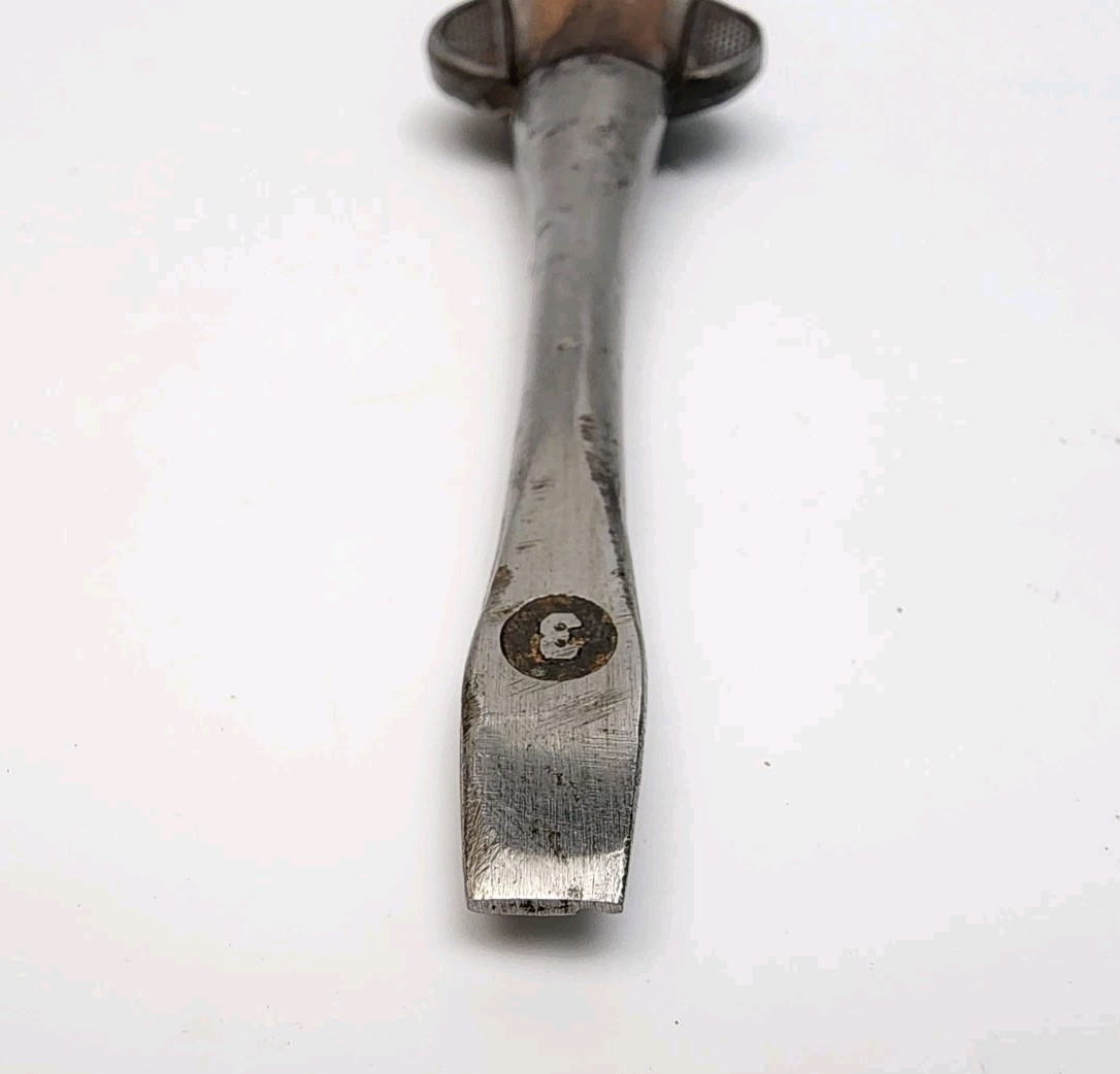 Vintage HD Smith Co. Perfect Handle Winged 8" Screwdriver