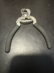 Four Paws Nail Clippers NC 463