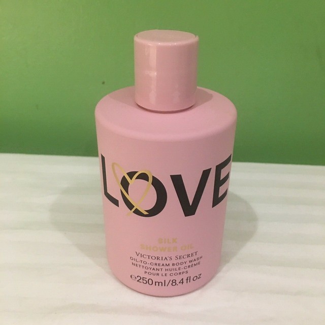 VICTORIA'S SECRET LOVE SILK SHOWER OIL TO CREAM BODY WASH 8.4 FL OZ