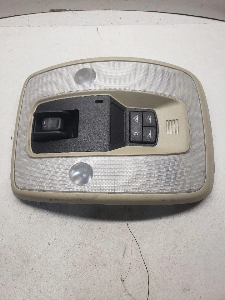 Передняя консоль XC60 2012 1428821 - Изображение 2 из 4