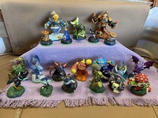 Lot Of 16 Skylanders Toys Figures Activision Mixed Lot And 4 Accessories