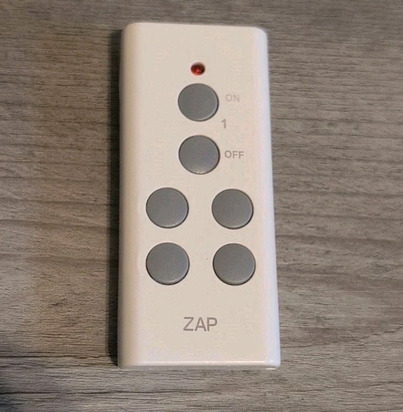 Etekcity Smart Plugs ZAP 3L Remote only for Outlet Switch (no battery cover)