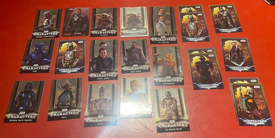130 Cartes(image) Star Wars MANDALORIAN -Saison 1 - TOPPS - Aucune Double - Photo 2/4