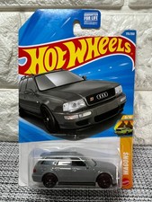 Hot Wheels Wagons 8/10 '94 Audi Avant RS2 175/250 Gray
