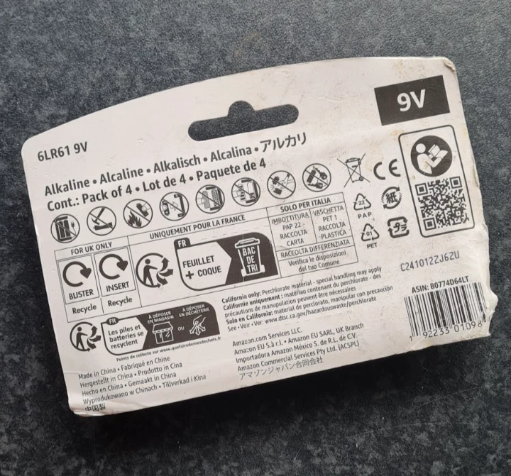 Amazon Basics 9V Alkaline Batteries – Pack of 4 (6LR61) – Long Lasting Power - Image 4 of 4