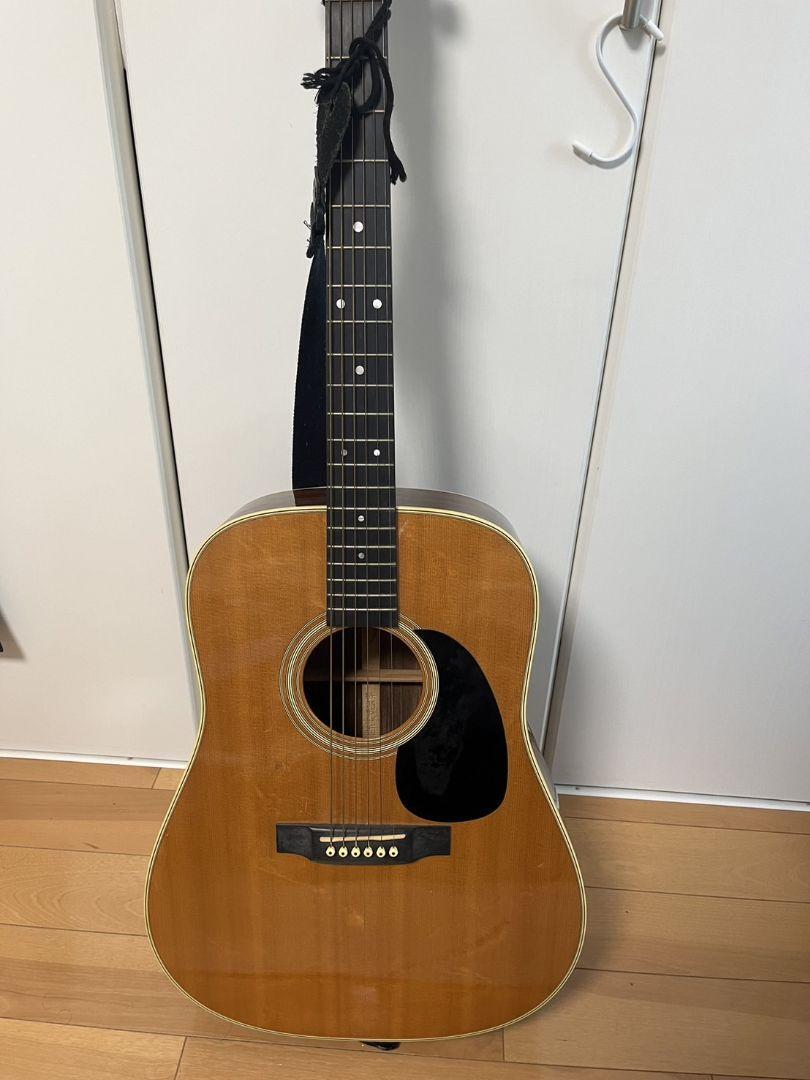 Acoustic Guitar Martin & Co. D-28 Natural Made in 2000s Shipped