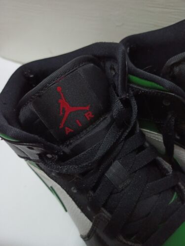Nike Jordan 1 Mid SE Pine Green UK Size 4.5 554724-067 2019 - Picture 3 of 10