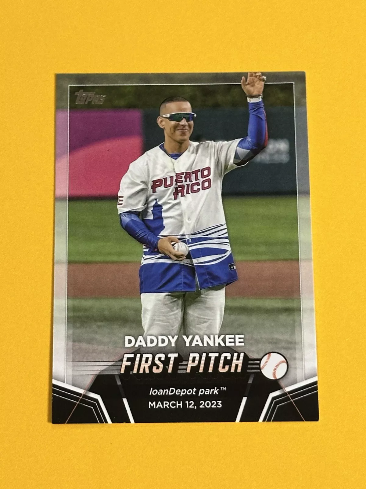 Daddy Yankee trading card