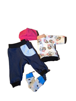 Puppen Kleidung ,Reborn 36cm. 4-teiliges Set Pullover,Mütze,Hose Strümpfe(28)