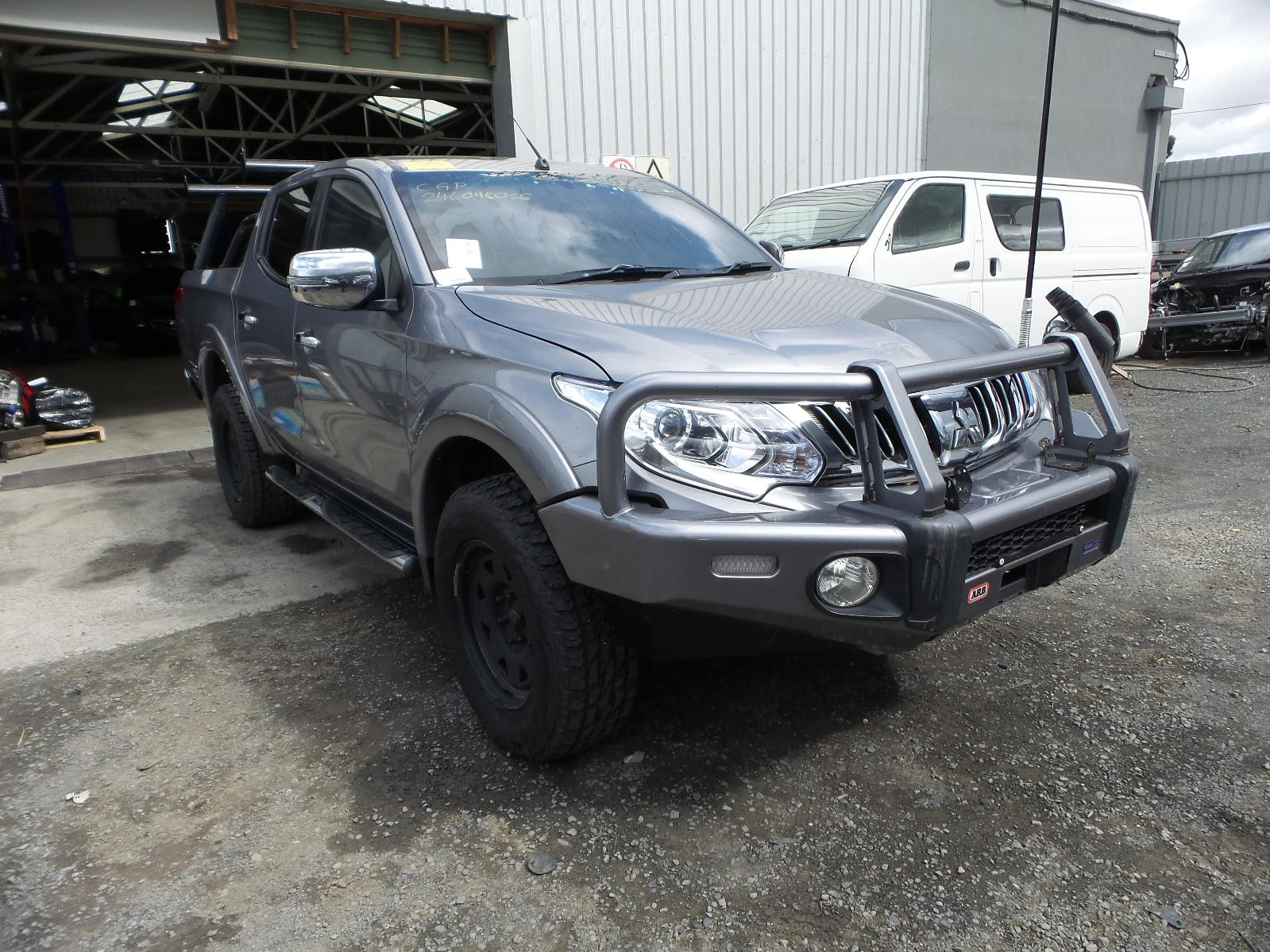 2016 Mitsubishi Triton A/C HOSES DIESEL 2.4 4N15 COMP TO EVAP REAR MQ-MR 03/15-10/23 image 7