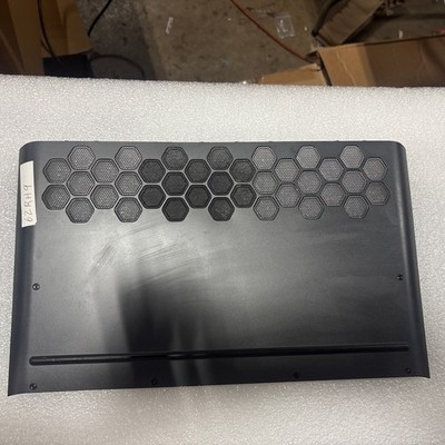 Genuine Dell Alienware Area-51 R2 Laptop Bottom Base Cover 62RH9 062RH9 M77