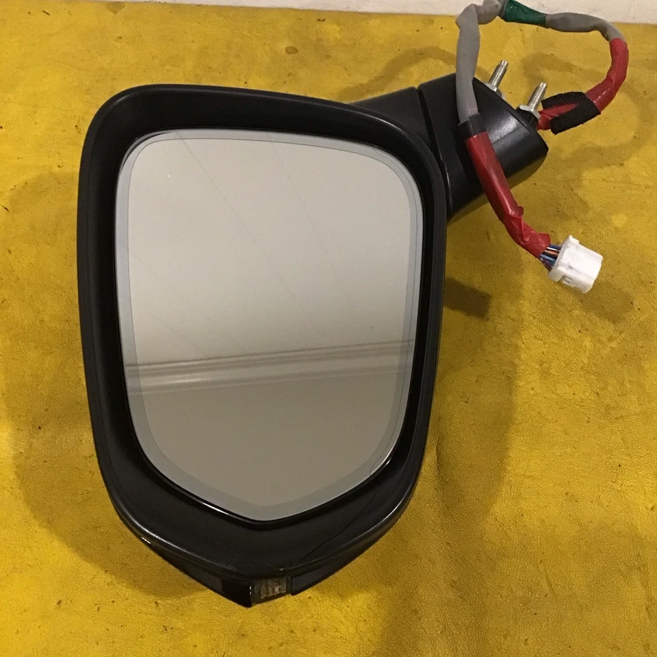 2015-2018 Lexus NX200 NX300h Left Driver Side View Mirror Black E4034168 OEM - Image 2 of 4