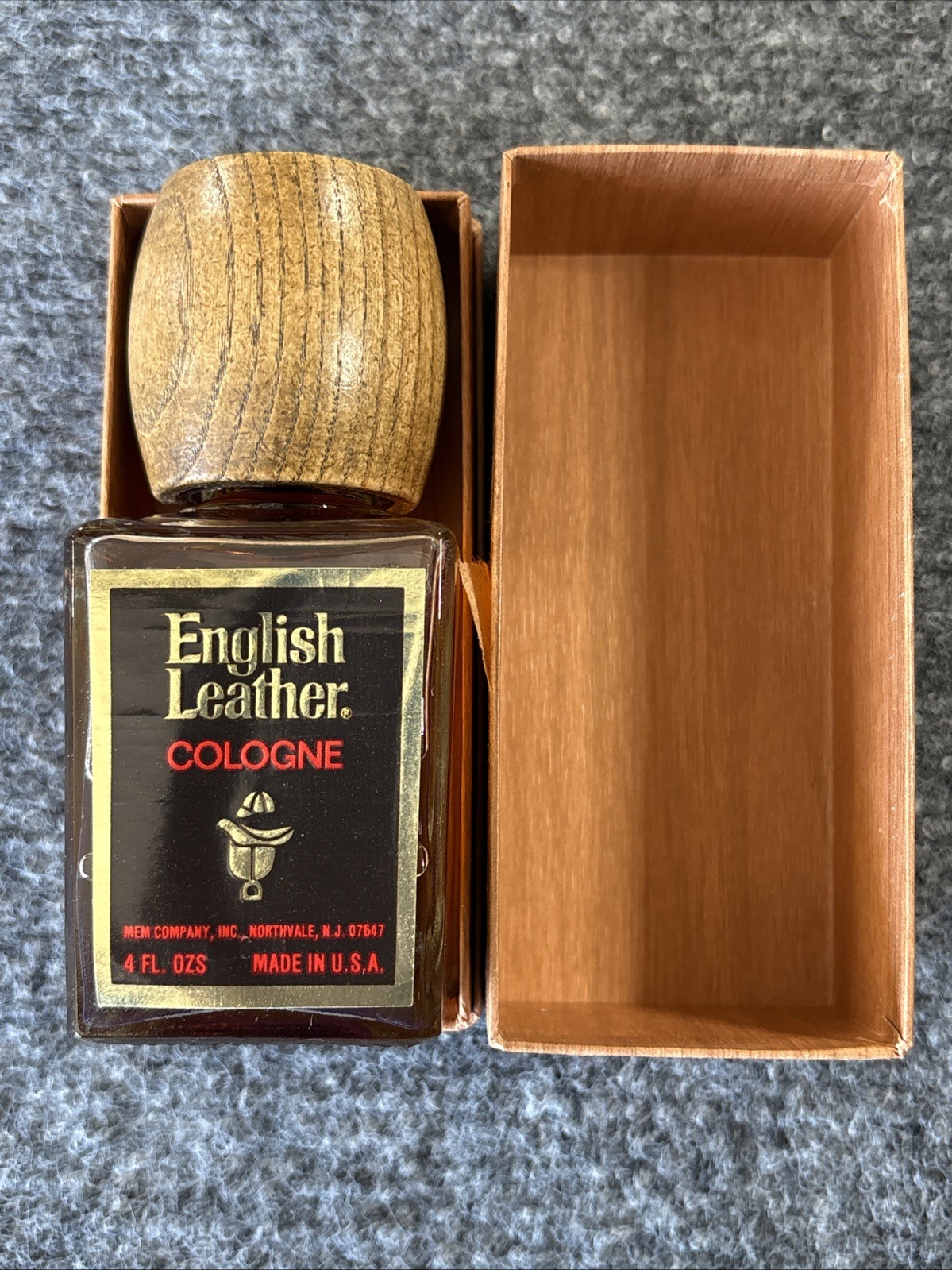 Large  4 Fl Oz Full Bottle Nib