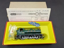 Hornby Railways  R051S GWR Green 0-6-0 8751 nr MINT smoke boxed