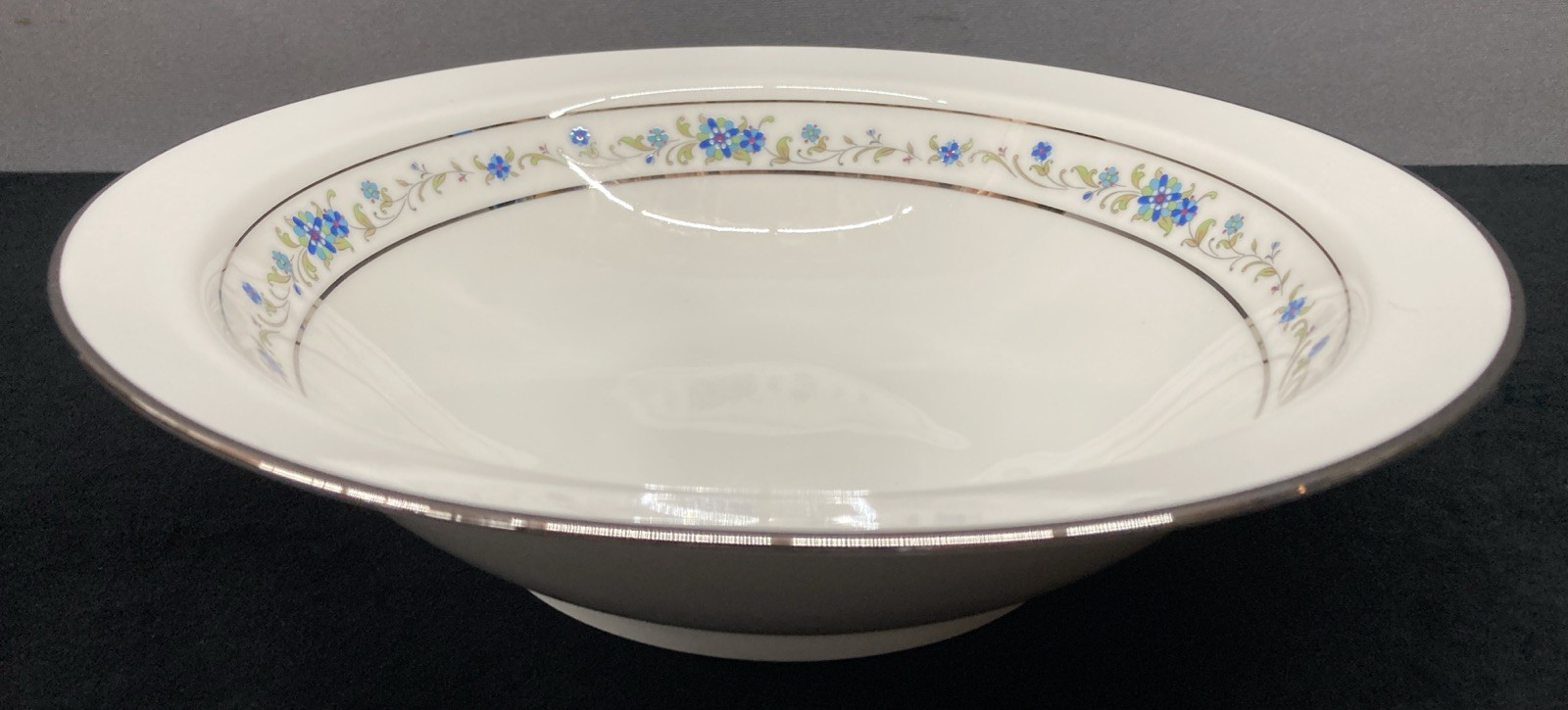 Noritake Norma 7016 China Ivory Floral Round Serving Bowl 10”