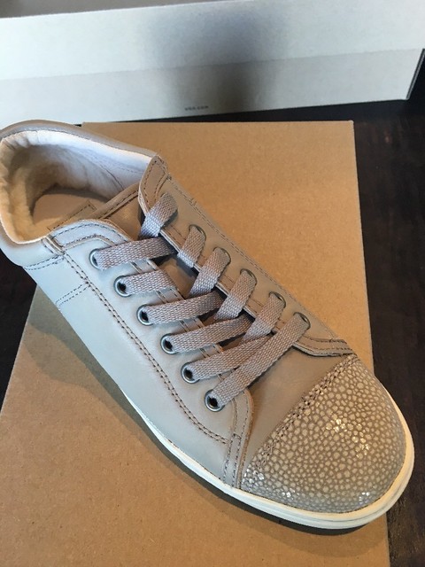 ugg victoria sneaker