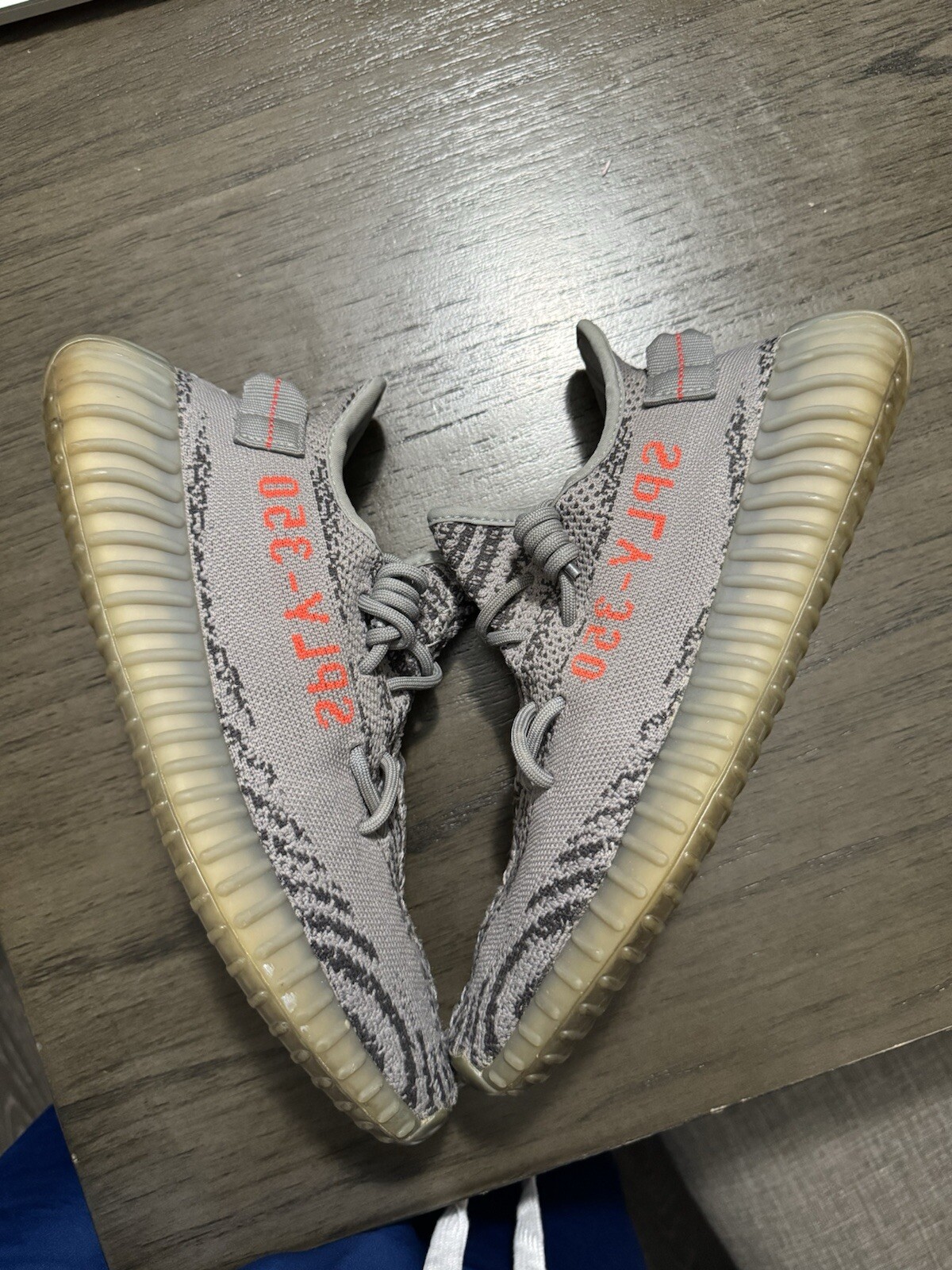Size 9.5 - adidas Yeezy Boost 350 V2 Beluga