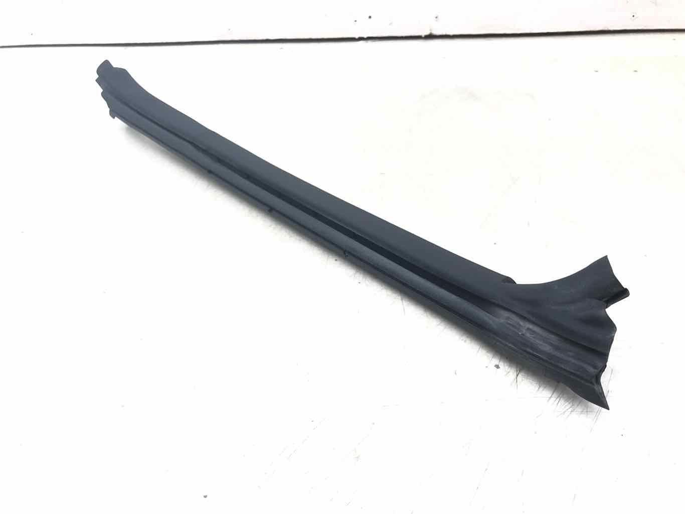 2009-2011 BENTLEY CONTINENTAL LEFT A PILLAR WEATHER STRIP GASKET 3W7845119E OEM