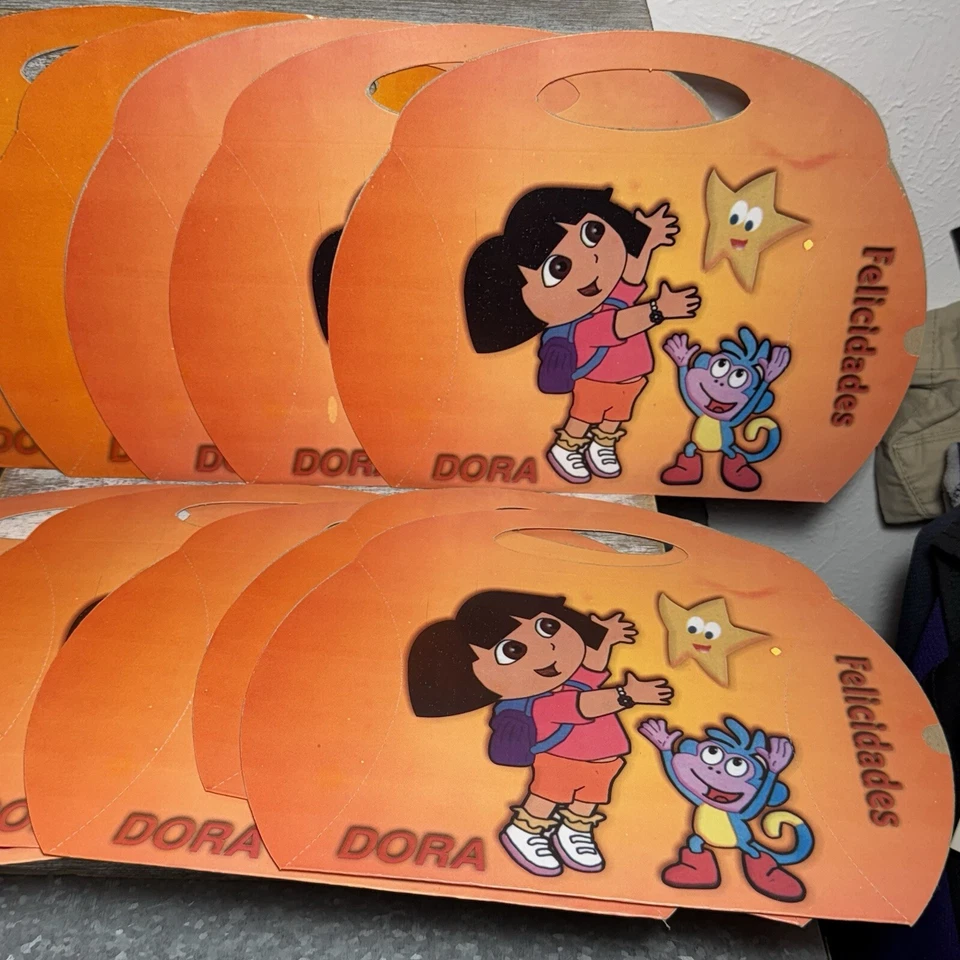10 x Dora La Exploradora FELICIDADES Caja de Cartón Cajas de Regalo 10"x8" LEER MÁS ABAJO Foto 4 de 4