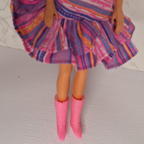 Barbie Doll 1966 Taiwan Blonde Blue Eyes Twist N Turn Dress Boots 60s Mattel - Picture 3 of 7