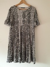 Womens dresses/ tunik size 16 Boohoo