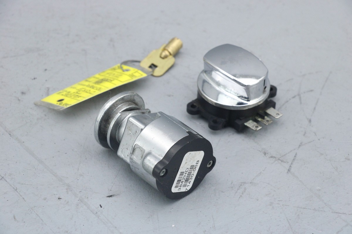 2008 Harley Dyna Super Glide Custom Ignition Switch Fork Lock Set