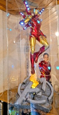 Marvel MCU Avengers Iron Man Deluxe Iron Studios 1:4 mit Beleuchtung rar