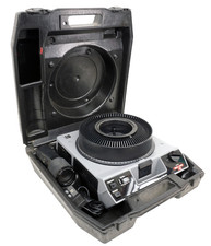 Kodak III B Slide Projector W/ Zoom Lens 100-150 mm  Hard Case. Remote  Tray