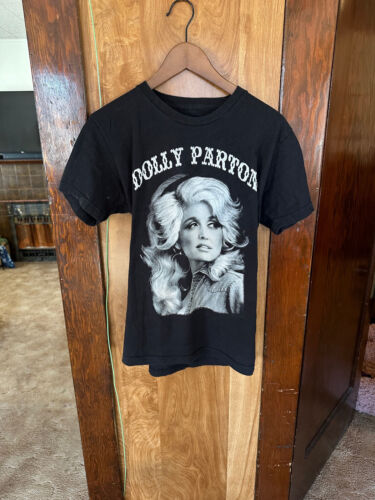 Dolly Parton Portrait T-Shirt Medium