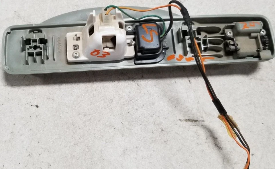 2003 04 05 2006 Lincoln LS LH conductor agarre trasero manija luz gancho para ropa 6M mediano Foto 3 de 4